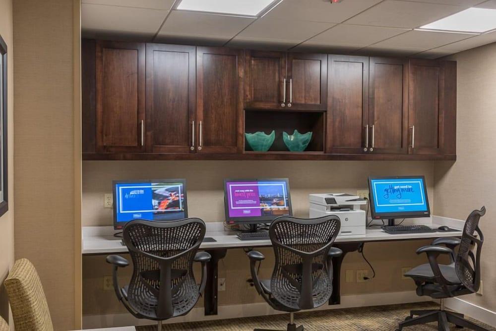 Hilton Garden Inn Reagan National Airport Arlington Esterno foto