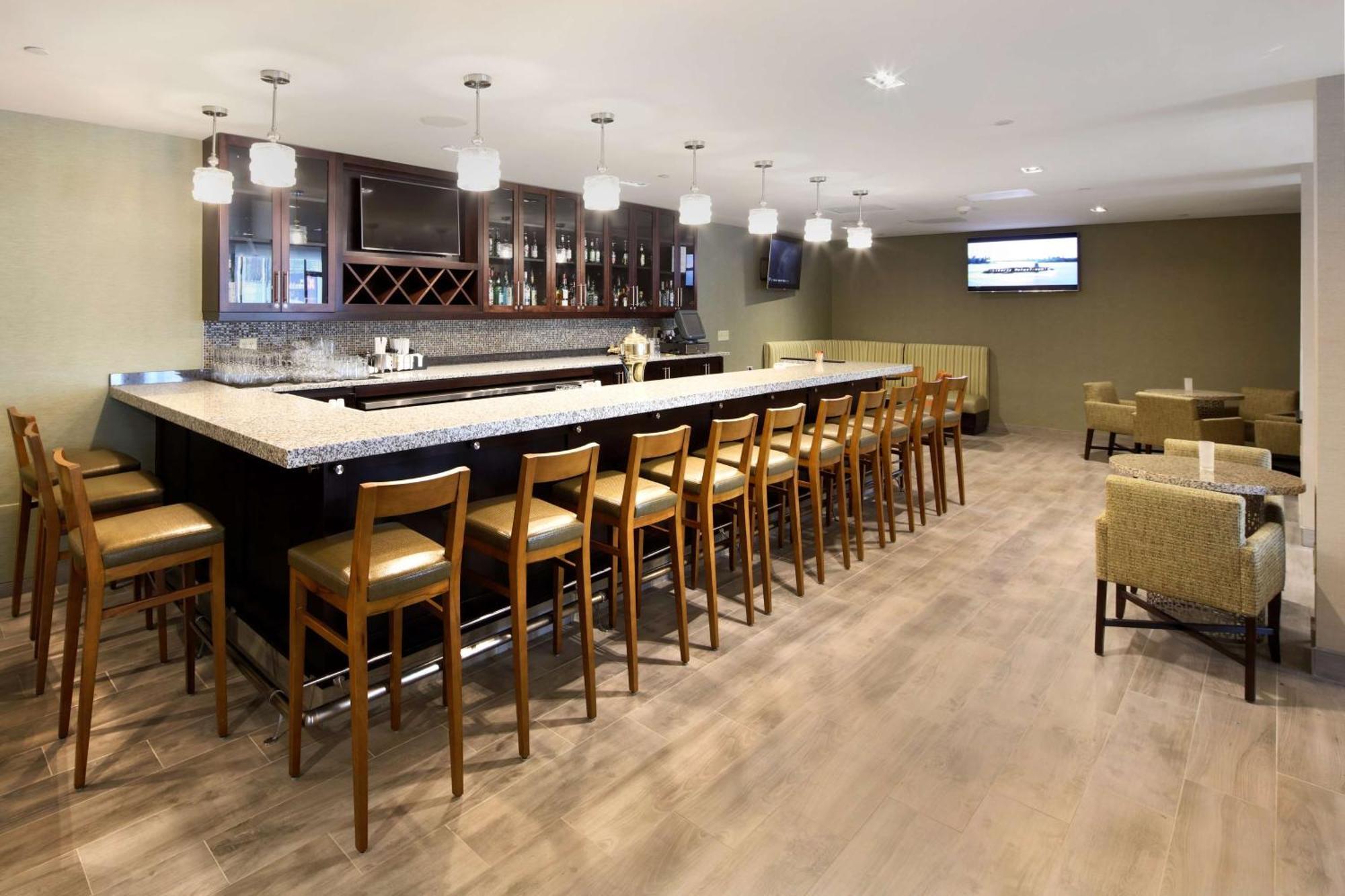 Hilton Garden Inn Reagan National Airport Arlington Esterno foto